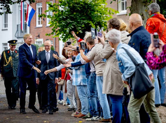 17-09-2026 King Willem-Alexander during the opening of the restored Huis Bergh Castle by striking a coin using a historic screw press and visited the Throne Room and the Duccio Room in ™s-Heerenberg. Maria of Nassau, sister of William of Orange (Oranje), lived at Huis Bergh. Â  Copyright: xPPEx