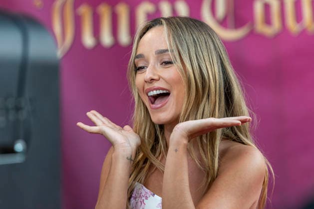 September 17, 2026, Madrid, Madrid, Spain: LUCIA LA FUENTE attend the Vogue Fashion s Night Out 2026 photocall, which will take place at the Rosewood Villa Magna Hotel on September 17, 2026, in Madrid, Spain. Madrid Spain  - ZUMAc312 20260917_zsp_c312_003 Copyright: xOscarxManuelxSanchezx