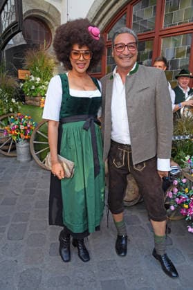 Mousse T. mit Ehefrau Khadra Sufi beim HEIDIFEST 2026 im Hofbräuhaus in München am 17.09.2026