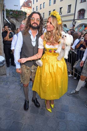 Heidi Klum, Hund Fritz, mit Ehemann Tom Kaulitz beim HEIDIFEST 2026 im Hofbräuhaus in München am 17.09.2026