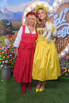 Heidi Klum, Hund Fritz, mit Mutter Erna beim HEIDIFEST 2026 im Hofbräuhaus in München am 17.09.2026