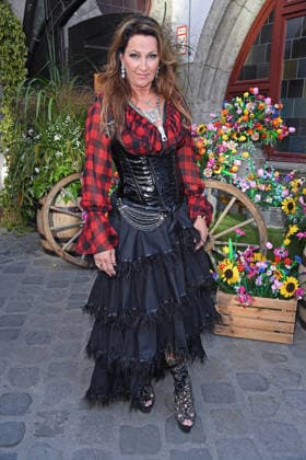 Jenny Berggren (Ace of Base) beim HEIDIFEST 2026 im Hofbräuhaus in München am 17.09.2026