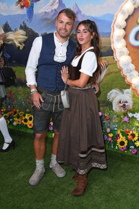 Sarah Engels mit Ehemann Julian Engels beim HEIDIFEST 2026 im Hofbräuhaus in München am 17.09.2026