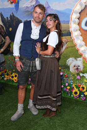 Sarah Engels mit Ehemann Julian Engels beim HEIDIFEST 2026 im Hofbräuhaus in München am 17.09.2026