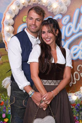 Sarah Engels mit Ehemann Julian Engels beim HEIDIFEST 2026 im Hofbräuhaus in München am 17.09.2026