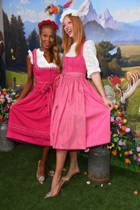 Anna Ermakova mit Mutter Angela Ermakova beim HEIDIFEST 2026 im Hofbräuhaus in München am 17.09.2026