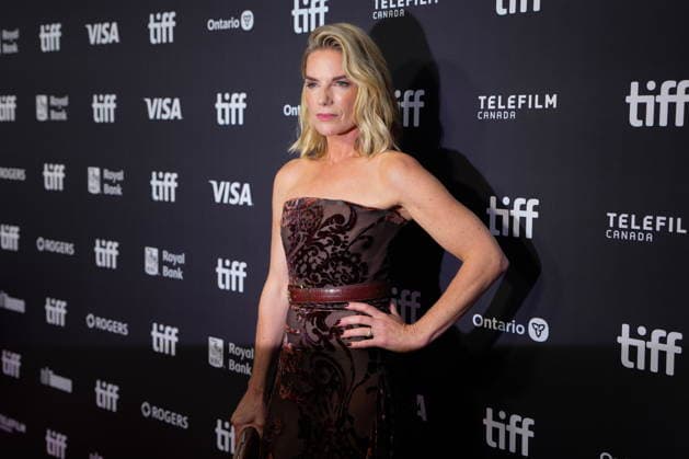 September 17, 2026, Toronto, On, CAN: Eva Birthistle arrives on the red carpet to promote the film Up Against It at the Toronto International Film Festival, in Toronto, on Thursday, Sept.17, 2026. Toronto CAN  - ZUMAc35_ 20260917_zaf_c35_130 Copyright: xChrisxYoungx