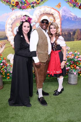 The True Voices of Milli Vanilli mit Linda Rocco, Charles Shaw und Jodie Rocco bei der Ankunft zur RTL TV-Show HeidiFest by Heidi Klum im Hofbräuhaus. München, 17.09.2026