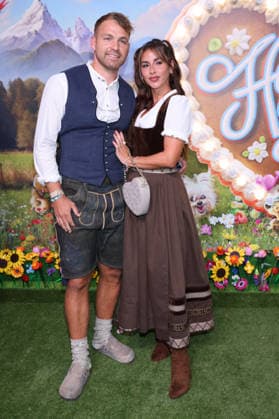 Sarah Engels mit Ehemann Julian Engels bei der Ankunft zur RTL TV-Show HeidiFest by Heidi Klum im Hofbräuhaus. München, 17.09.2026