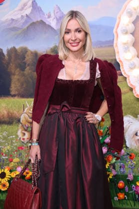 Kinga Mathe bei der Ankunft zur RTL TV-Show HeidiFest by Heidi Klum im Hofbräuhaus. München, 17.09.2026