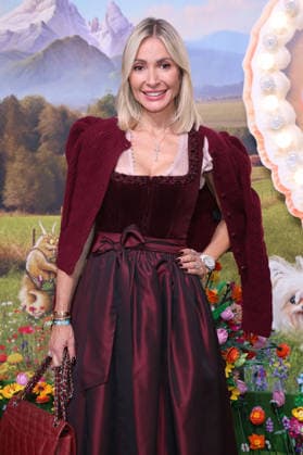 Kinga Mathe bei der Ankunft zur RTL TV-Show HeidiFest by Heidi Klum im Hofbräuhaus. München, 17.09.2026