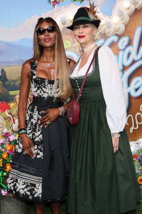 Naomi Campbell und Nadja Auermann bei der Ankunft zur RTL TV-Show HeidiFest by Heidi Klum im Hofbräuhaus. München, 17.09.2026