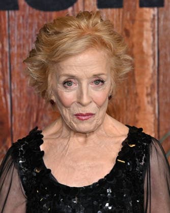 ˜Brothers™ World Premiere Holland Taylor arriving to the Brothers world premiere held at the Hammer Museum in Los Angeles, Ca. on September 17, 2026. Los Angeles Hammer Museum California USA Copyright: xStarbuck xAFF-USA.COMx
