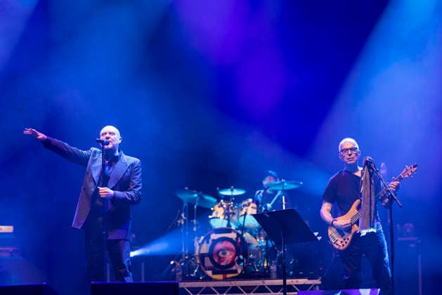 Holy Holy featuring Tony Visconti and Woody Woodmansey performs live atO2 City Hall,Newcastle, UK, , on 17 September 2026 Of Holy Holy, perfrom live at Newcastle City Hall on 17 September 2026, Credit:David Wala Avalon  Copyright: xDavidxWalax xAvalonx 1135847276