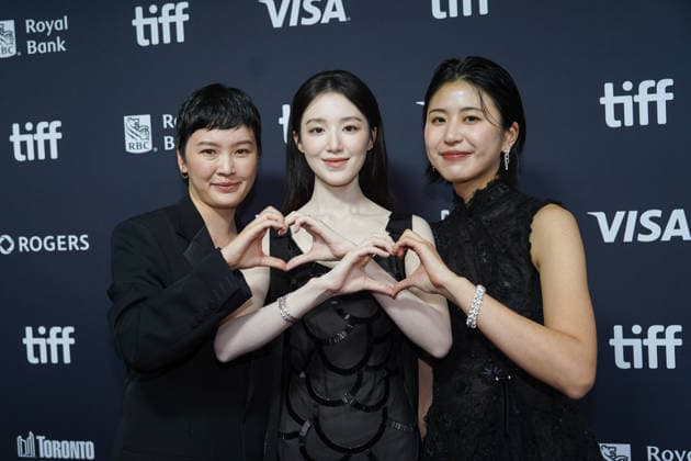 2026 Toronto International Film Festival - ˜Happily Ever After™ Premiere (L-R) Feng-I Fiona Roan, Shuhua Yeh and Xuan Chen attend the red carpet for ˜Happily Ever After™ premiere during the 2026 Toronto International Film Festival (TIFF) at Royal Alexandra Theatre. on September 17, 2026 in Toronto, Canada. (Photo by Leonardo Ramirez Eyepix Group) Copyright: xLeonardoxRamirez xEyepixxGroupx LR17092026-01701