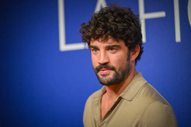 28th La Rochelle TV Fiction Festival 28th edition of the La Rochelle Fiction Festival Photocall for The Countess of Monte Cristo Simon Ehrlacher 459747 September 17, 2026  Copyright: xBarbaraxNeymanx xStarfacex STAR_459747_035