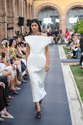 September 17, 2026, Madrid, Spain: A model parades with Isabel Sanchis design during the Mercedes Benz Fashion Week Madrid at Cibeles Palace in Madrid. Madrid Spain  - ZUMAs197 20260917_aaa_s197_329 Copyright: xAtilanoxGarciax