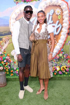 Ibo Bodi und Aurelie Carina bei der Ankunft zur RTL TV-Show HeidiFest by Heidi Klum im Hofbräuhaus. München, 17.09.2026