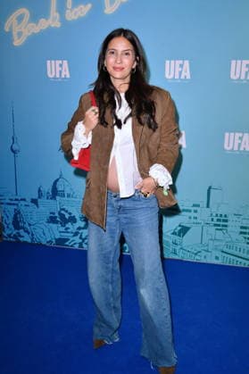 RECORD DATE NOT STATED UFA Back in Berlin Empfang- Berlin Chryssanthi Kavazi beim Blue Carpet anlässlich des UFA Back in Berlin Empfang im BE.YOND OFFICE in Berlin am 17.09.2026 Copyright: xEventpressxBerndtx