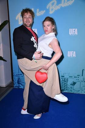 RECORD DATE NOT STATED UFA Back in Berlin Empfang- Berlin Knud Riepen und Gisa Flake beim Blue Carpet anlässlich des UFA Back in Berlin Empfang im BE.YOND OFFICE in Berlin am 17.09.2026 Copyright: xEventpressxBerndtx