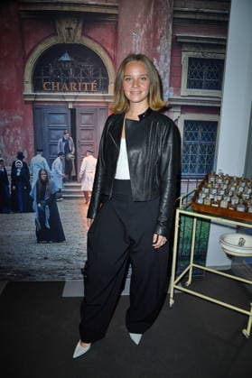 RECORD DATE NOT STATED UFA Back in Berlin Empfang- Berlin Sonja Gerhardt beim Blue Carpet anlässlich des UFA Back in Berlin Empfang im BE.YOND OFFICE in Berlin am 17.09.2026 Copyright: xEventpressxBerndtx