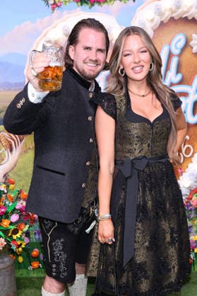 Adrian Louis und Joelina Drews bei der Ankunft zur RTL TV-Show HeidiFest by Heidi Klum im Hofbräuhaus. München, 17.09.2026