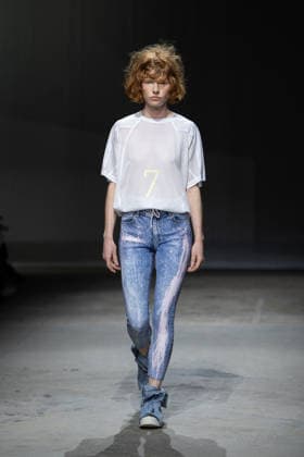LFW - Ksenia Schnaider Runway A model walks the runway at the Ksenia Schnaider show during London Fashion Week September 2026 at The Strand in London, England on September 17, 2026. Photo by LounisPhotography ABACAPRESS.COM London United Kingdom  Copyright: xLounisPhotography ABACAx