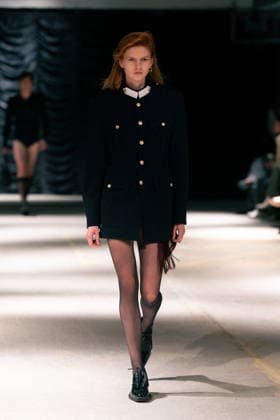 LFW - Mithridate Runway A model walks the runway at the Mithridate show during London Fashion Week September 2026 at The Banking Hall in London, England on September 17, 2026. Photo by LounisPhotography ABACAPRESS.COM London United Kingdom  Copyright: xLounisPhotography ABACAx