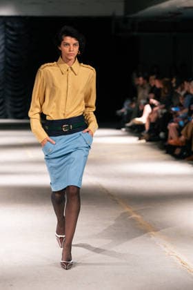 LFW - Mithridate Runway A model walks the runway at the Mithridate show during London Fashion Week September 2026 at The Banking Hall in London, England on September 17, 2026. Photo by LounisPhotography ABACAPRESS.COM London United Kingdom  Copyright: xLounisPhotography ABACAx