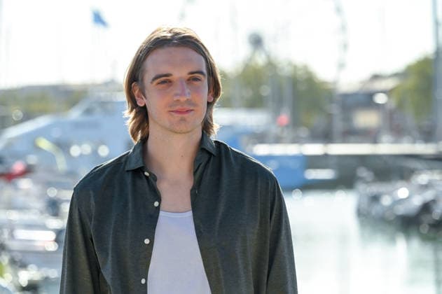 La Rochelle TV Fiction Festival 2026 Photocall September 18 La Rochelle TV Fiction Festival 28th edition of the La Rochelle TV Fiction Festival Photocall for One Day We’ll Make Love Edouard Sulpice 459756 September 18, 2026 France  Copyright: xBarbaraxNeymanx xStarfacex STAR_459756_015