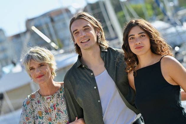 La Rochelle Un Jour On Fera LAmour Photocall FC Olivia Côte, Edouard Sulpice and Natacha Krief attend the Un Jour On Fera L Amour Photocall at the 28th La Rochelle Fiction Festival on September 18, 2026 in La Rochelle, France. Photo by Franck Castel ABACAPRESS.COM La Rochelle  Copyright: xCastelxFranck ABACAx