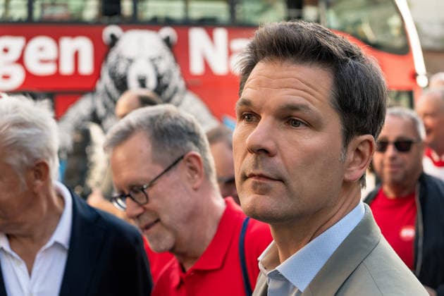 Berlin,18.09.2026, Wahlkampfabschluss der Berliner SPD mit Steffen Krach zur bevorstehenden Wahl zum Abgeordnetenhaus am 20.09.2026 am Stuttgarter Platz Wilmersdorfer Straße
