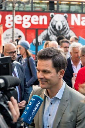 Berlin,18.09.2026, Wahlkampfabschluss der Berliner SPD mit Steffen Krach zur bevorstehenden Wahl zum Abgeordnetenhaus am 20.09.2026 am Stuttgarter Platz Wilmersdorfer Straße