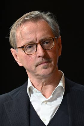 Pressekonferenz zur Vorstellung des designierten Intendanten der Salzburger Festpiele im Grossen festspielhaus in Salzburg, fotografiert am 18.09.26. Das Bild zeigt den designierten Intendanten (ab 1.1.2027) der Salzburger Festspiele, den Belgier Peter de Caluwe 2026 - Pressekonferenz zur Vorstellung des designierten Intendanten der Salzburger Festpiele im Grossen festspielhaus in Salzburg, am 18.09.26