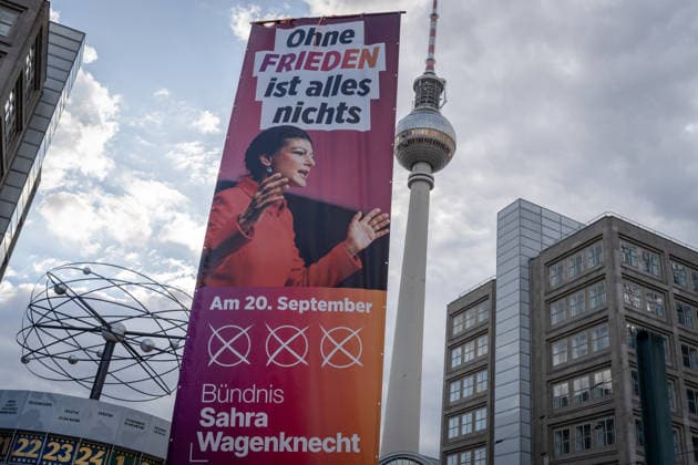 Wahlkampfabschluss, Alexanderplatz, BSW Berlin, Wahlkampfabschluss, Alexanderplatz, BSW, Bündnis Sahra Wagenknecht, Kundgebung Berlin Berlin GER