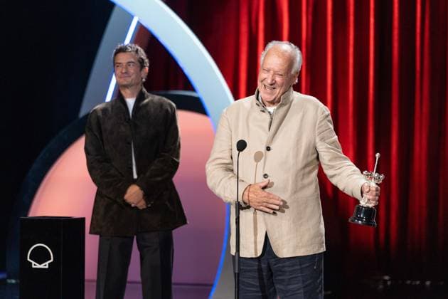 74th San Sebastian International Film Festival SAN SEBASTIAN, SPAIN - SEPTEMBER 18: British Actor Orlando Bloom presents the Donostia Award to German director Werner Herzog at the Kursaal Palace during the opening gala of the 74th San Sebastian International Film Festival, in San Sebastian, Spain on September 18, 2026. Javi Julio Anadolu San Sebastian Spain. Editorial use only. Please get in touch for any other usage.  Copyright: x2026xAnadoluxJavixJuliox