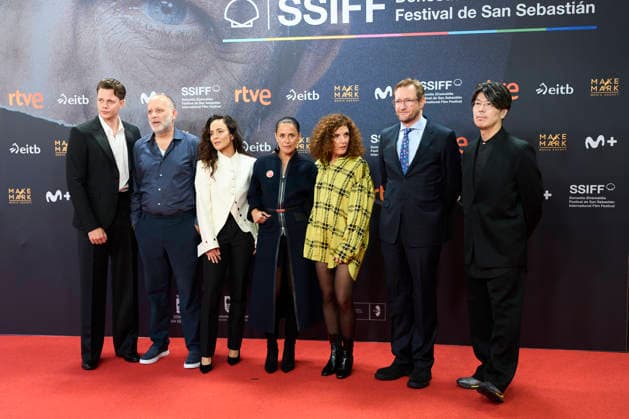 74th San Sebastian International Film Festival: Red Carpet Opening Ceremony Kenji Kawamura, Catherine PaillÃ , Alice Braga, Patricia Lopez Arnaiz, Bill Skarsgard y Mike Goodridge, Ira Sachs attended Red Carpet Opening Ceremony during 74th San Sebastian International Film Festival at Kursaal Palace on September 18, 2026 in Donostia San Sebastian, Spain Photo by IMAGO MPG Donostia San Sebastian Kursaal Palace Euskadi Spain  Copyright: xMPGx