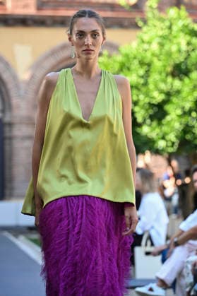 Maison Mesa - Mercedes Benz Fashion Week Madrid, Spain -18 Sept 2026 A model parades with Maison Mesa design during Mercedes Benz Fashion Week Madrid Cibeles Palace in Madrid. Madrid Spain Copyright: xAtilanoxGarciax xSOPAxImagesx PHOTO08619
