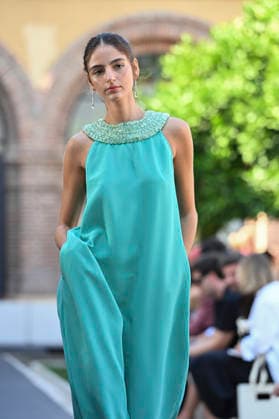 Maison Mesa - Mercedes Benz Fashion Week Madrid, Spain -18 Sept 2026 A model parades with Maison Mesa design during Mercedes Benz Fashion Week Madrid Cibeles Palace in Madrid. Madrid Spain Copyright: xAtilanoxGarciax xSOPAxImagesx PHOTO08623