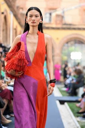 Lola Casademunt - Mercedes Benz Fashion Week Madrid, Spain - 18 Sept 2026 A model parades with Lola Casademunt a design during Mercedes Benz Fashion Week Madrid Cibeles Palace in Madrid. Madrid Spain Copyright: xAtilanoxGarciax xSOPAxImagesx PHOTO08682