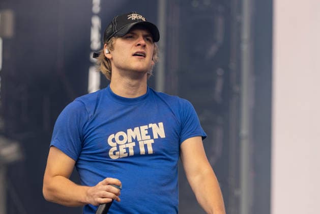 September 18, 2026, Chicago, Illinois, USA: JOSEPH BERTOLINO of Joey Valence & Brae during Riot Fest Music Festival in Chicago, Illinois Chicago USA  - ZUMAs135 20260918_zap_s135_115 Copyright: xDanielxDeSloverx