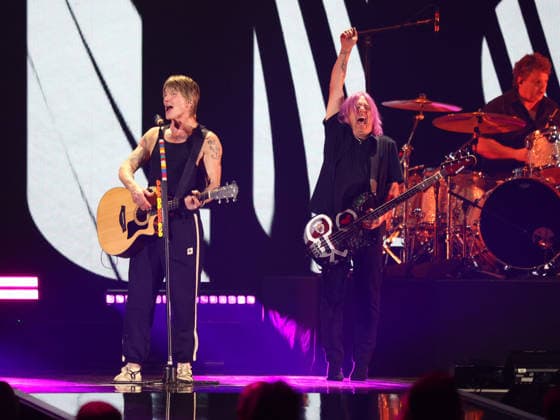 L-R) John Rzeznik and Robby Takac of the Goo Goo Dolls perform on stage during the iHeartRadio Music Festival Concerts at T-Mobile Arena in Las Vegas, Nevada on Friday, September 18, 2026s.  LAV20260918016 JAMESxATOA