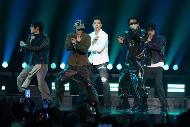 K-Pop supergroup BTS performs on stage during the iHeartRadio Music Festival Concerts at T-Mobile Arena in Las Vegas, Nevada on Friday, September 18, 2026s.  LAV20260918050 JAMESxATOA