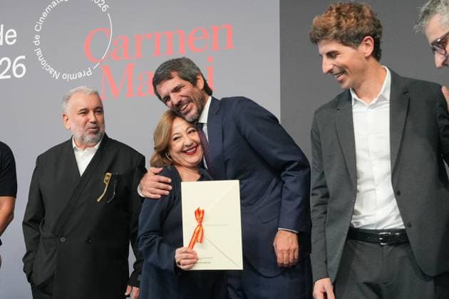 Carmen Machi, 2026 National Film Award Winner Actress Carmen Machi 2i, director Félix Sabroso i, Minister of Culture Ernest Urtasun 2d, and the mayor of Donosti, Jon Insausti d, during the ceremony to present the National Film Award to Carmen Machi on September 19, 2026, in San Sebastián, Guipúzcoa, Basque Country, Spain. The National Film Award, presented as part of the San Sebastián Film Festival, recognizes the most outstanding contribution to Spanish cinema, preferably demonstrated through a work released to the public or professional work carried out during the year 2025, or, in duly justified exceptional cases, it is awarded in recognition of a professional career. SEPTEMBER 19, 2026 San Sebastián, Guipúzcoa, Basque Country, Spain Copyright: xUnanuex 7785452