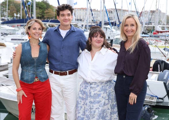 Simon Dartois, Aurélie Vaneck, Talina Boyaci, and Catherine Marchal Photocall for the series *Ici tout commence* at the 28th edition of the La Rochelle TV Fiction Festival on September 19, 2026 Denis Guignebourg Bestimage Photocall for the series *Ici tout commence* at the 28th edition of the La Rochelle TV Fiction Festival on September 19, 2026, La Rochelle, France  Copyright: xDenisxGuignebourgx xBestimagexDenisxGuignebourgx xBestimagex