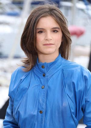 Carla Roturier Photocall for the series *Demain nous appartient* at the 28th edition of the La Rochelle TV Fiction Festival on September 19, 2026 Denis Guignebourg Bestimage Photocall for the series *Demain nous appartient* at the 28th edition of the La Rochelle TV Fiction Festival La Rochelle, France  Copyright: xDenisxGuignebourgx xBestimagexDenisxGuignebourgx xBestimagex
