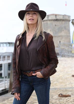 Tonya Kinzinger Photocall for the series *Un si grand soleil* at the 28th edition of the La Rochelle TV Fiction Festival on September 19, 2026 Denis Guignebourg Bestimage Photocall for the series *Un si grand soleil* at the 28th edition of the La Rochelle TV Fiction Festival on September 19, 2026, La Rochelle, France  Copyright: xDenisxGuignebourgx xBestimagexDenisxGuignebourgx xBestimagex