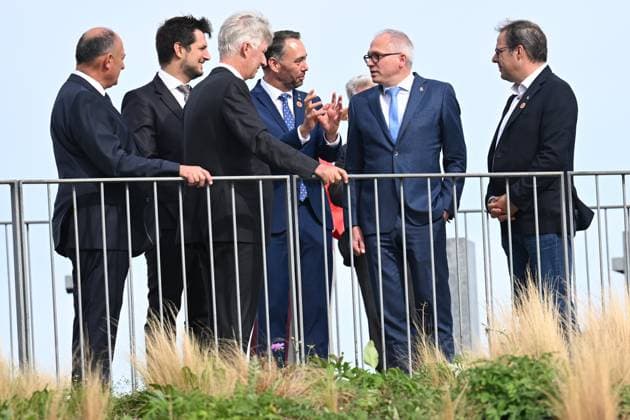 King Philippe is taking part in the Fêtes de Wallonie NAMUR, BELGIUM - SEPTEMBER 19 : King Philippe is taking part in the Fêtes de Wallonie, at which Flanders is, for the first time, the guest of honour (meeting the public, visiting the stalls, watching folk groups and attending the official Fêtes de Wallonie ceremony at the Théâtre Royal in Namur) on September 19, 2026 in Namur, Belgium, 19 09 2026 Namur Belgium  Copyright: xDidierxLebrunx