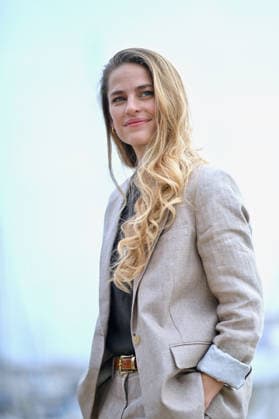 La Rochelle Demain Nous Appartient Photocall FC Solene Hebert attend the Demain Nous Appartient Photocall at the 28th La Rochelle Fiction Festival on September 19, 2026 in La Rochelle, France.Photo by Franck Castel ABACAPRESS.COM La Rochelle  Copyright: xCastelxFranck ABACAx