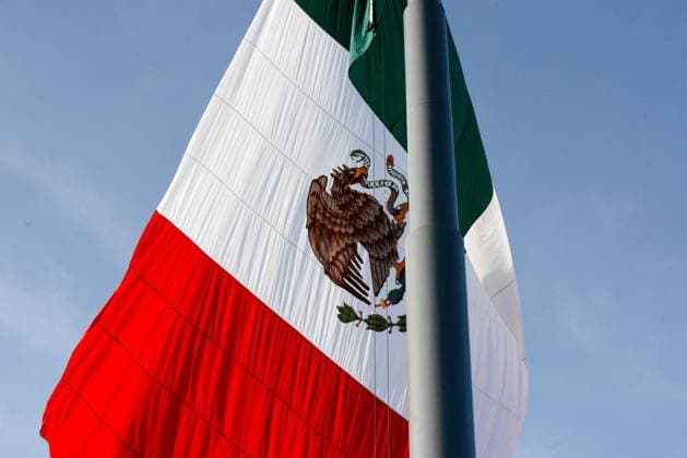 September 19, 2026: TO-45171-MEXICO , September 19, 2026. Mexican President Claudia Sheinbaum during the flag-lowering ceremony& x2014;with the flag flown at half-mast in memory of the victims of the 1985 and 2017 earthquakes& x2014;on the Z& xf3;calo esplanade today in Mexico City. Clasos.com.mx  - ZUMAcs4_ 20260919_faa_cs4_069 Copyright: xJavierxLiraxOterox